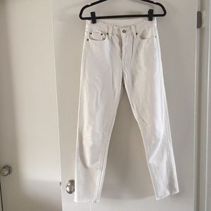 Levi’s white wedgie jeans